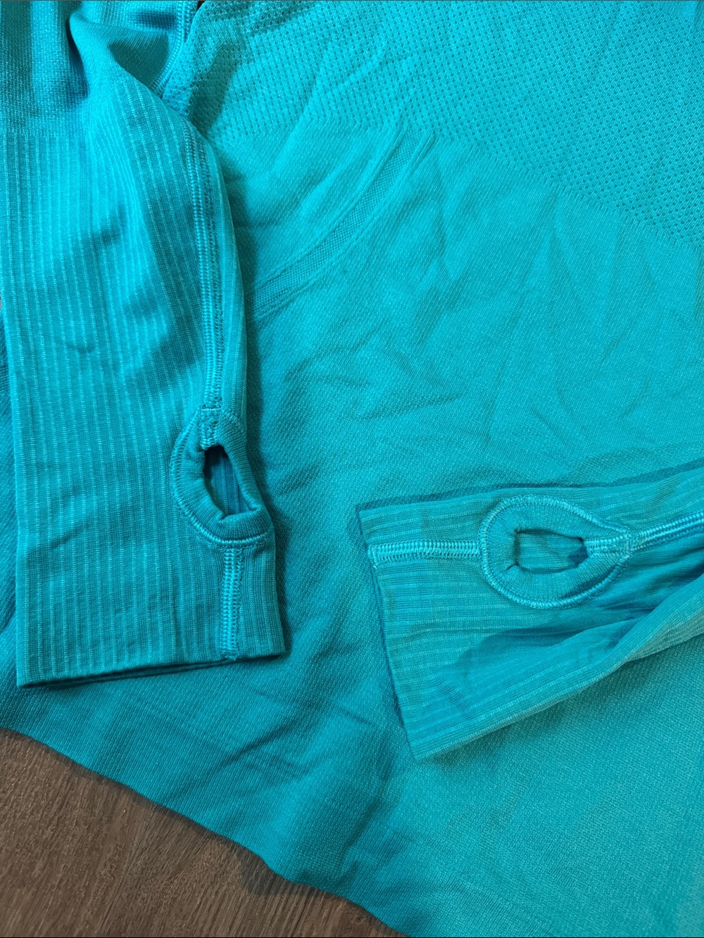 Lululemon Swiftly Tech Long Sleeve Crew - Picture 5 of 9